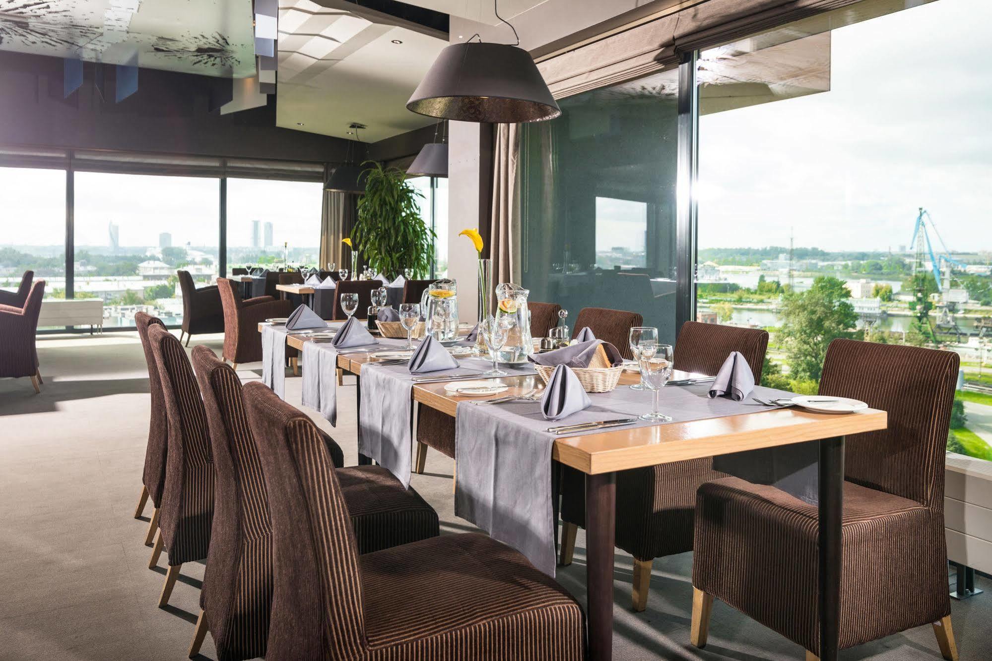 Rija Port Hotel รีกา ภายนอก รูปภาพ